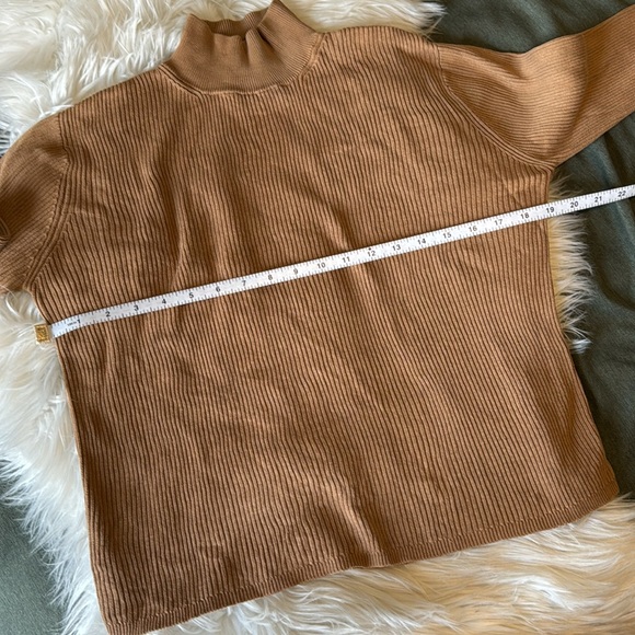 C o l d w a t e r C r e e k • Vintage 90s silk blend ribbed turtleneck - Picture 4 of 5